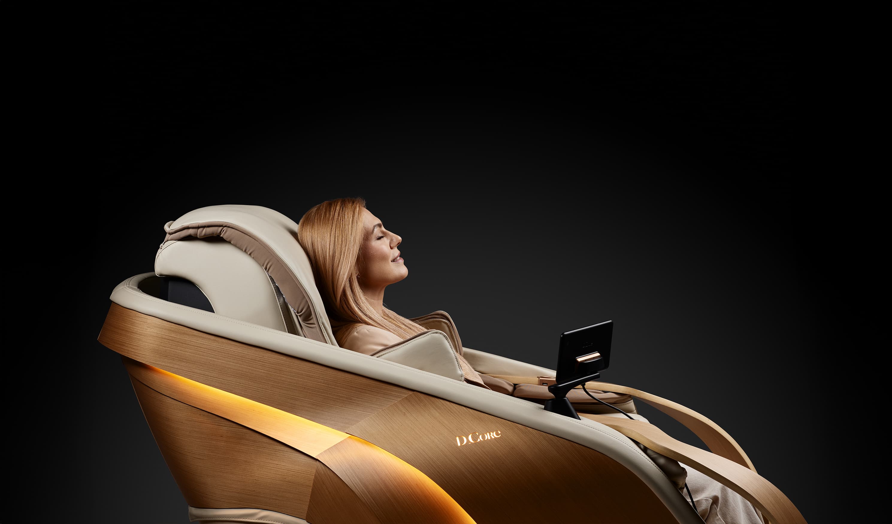 Japanese D.Core CIRRUS II Massage Chair