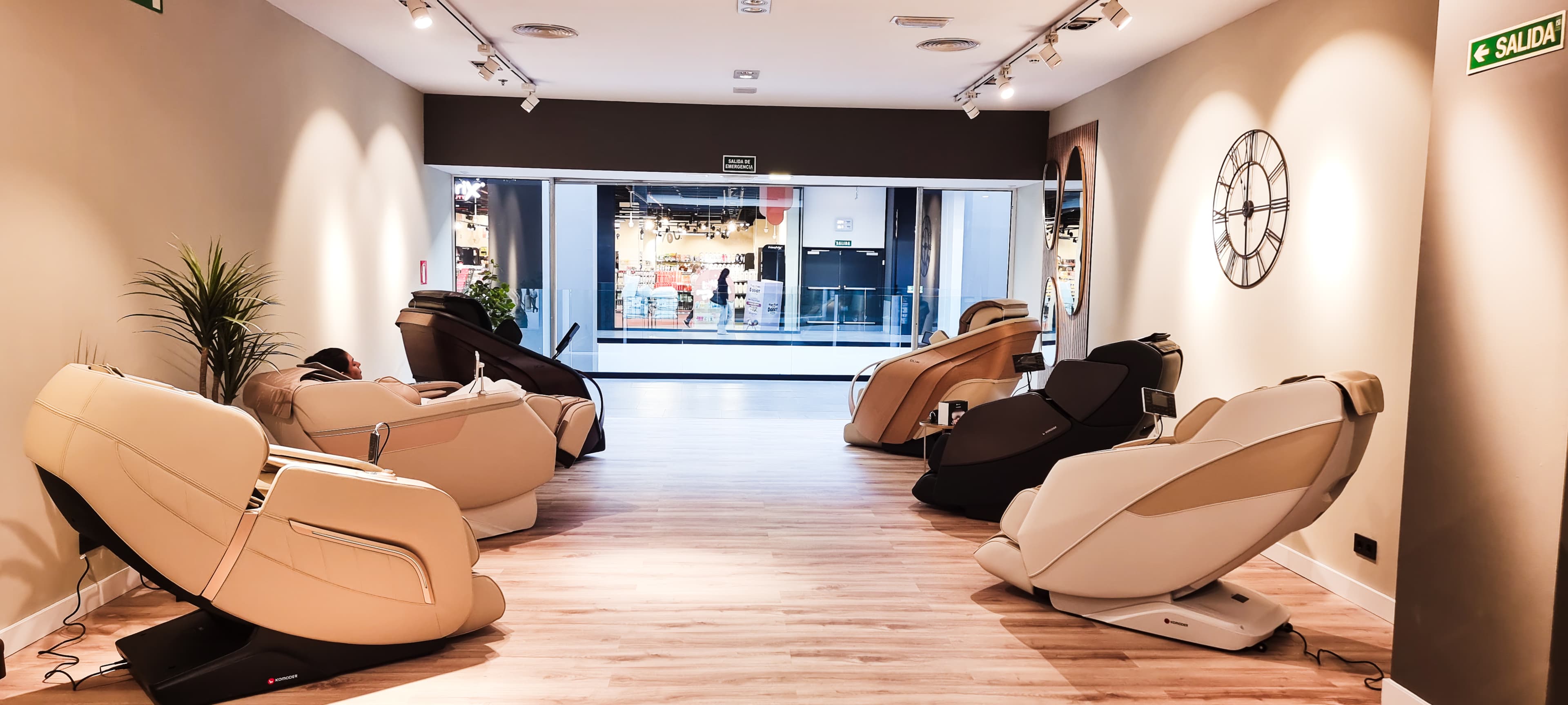 Showroom - Bilbao11.jpg